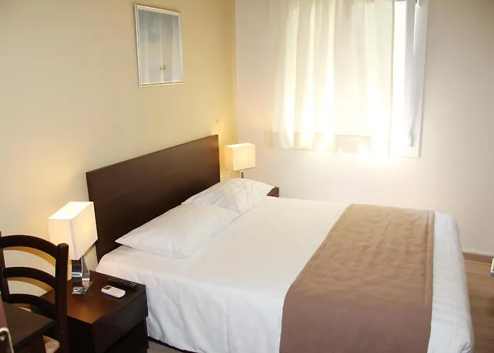 Rea Hotel